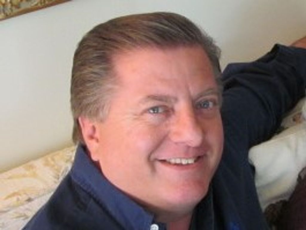 Eric James Thompson Profile Photo
