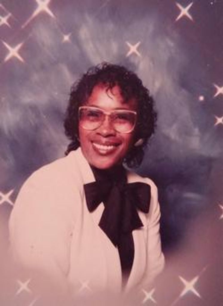 Florine "Flo" Richardson Profile Photo
