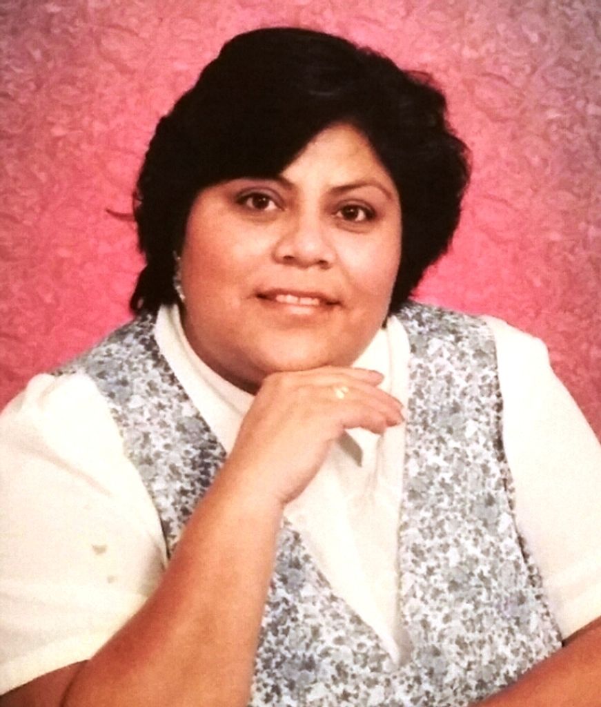 Belhanin, Blanca Estela