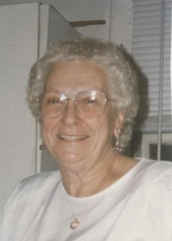 Peitila, Betty Lee