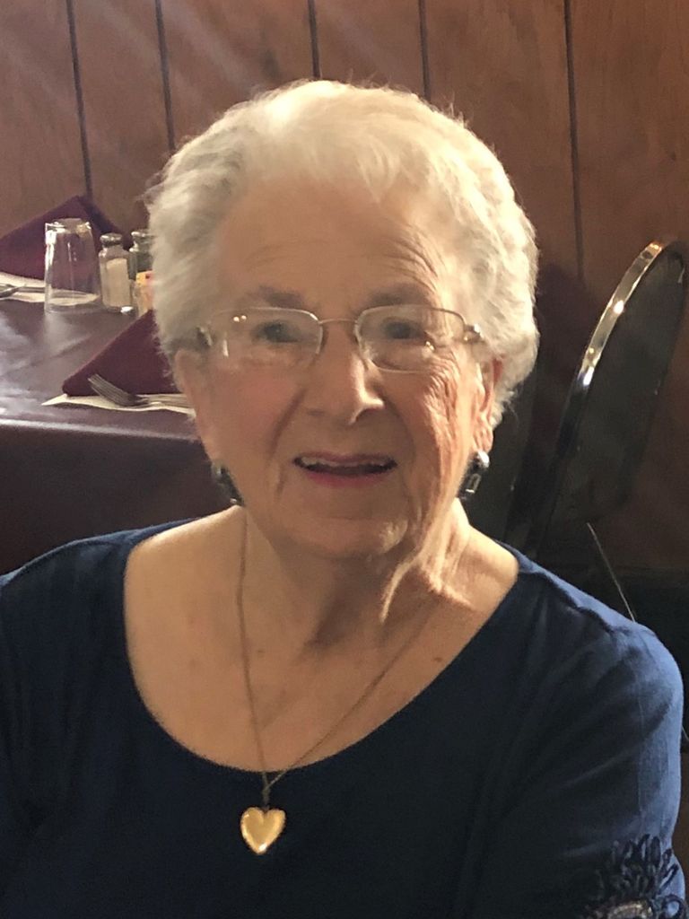 Nadine Dolores Carlson Profile Photo