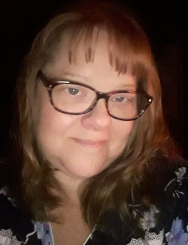Tracy Louise Shuck Profile Photo