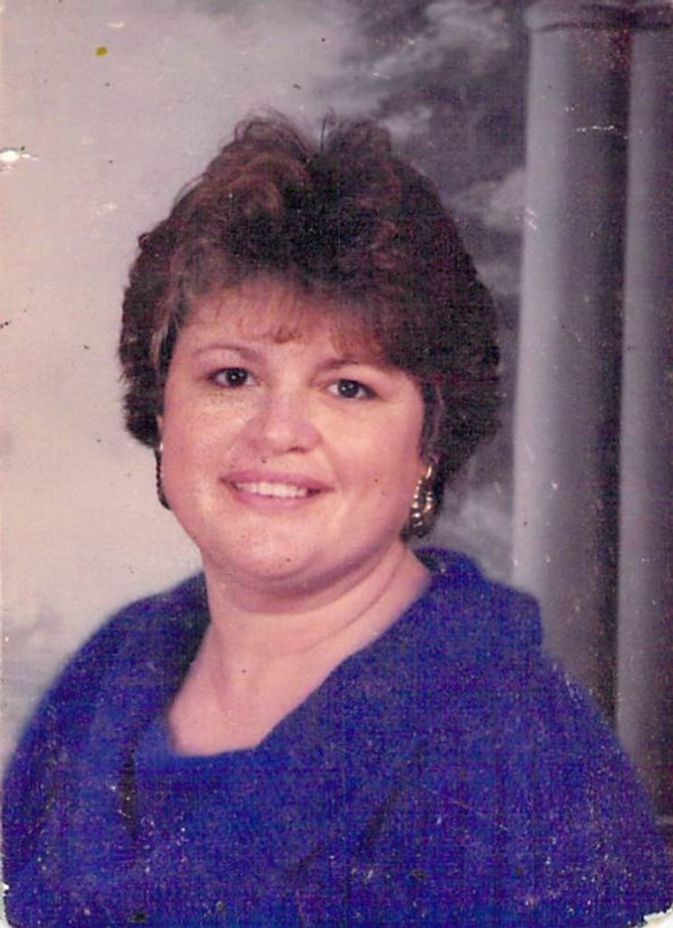 Elvia Torres Profile Photo