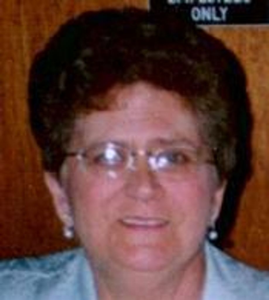 Patricia "Pat" E. Thomas