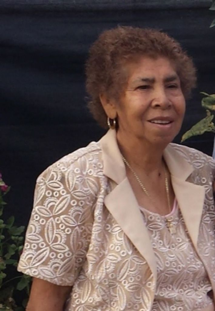 Maria De La Luz Romero