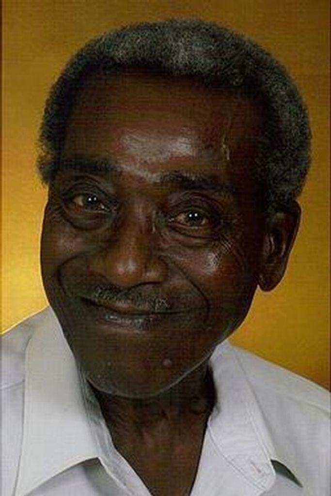 Louis Frank Owens Profile Photo
