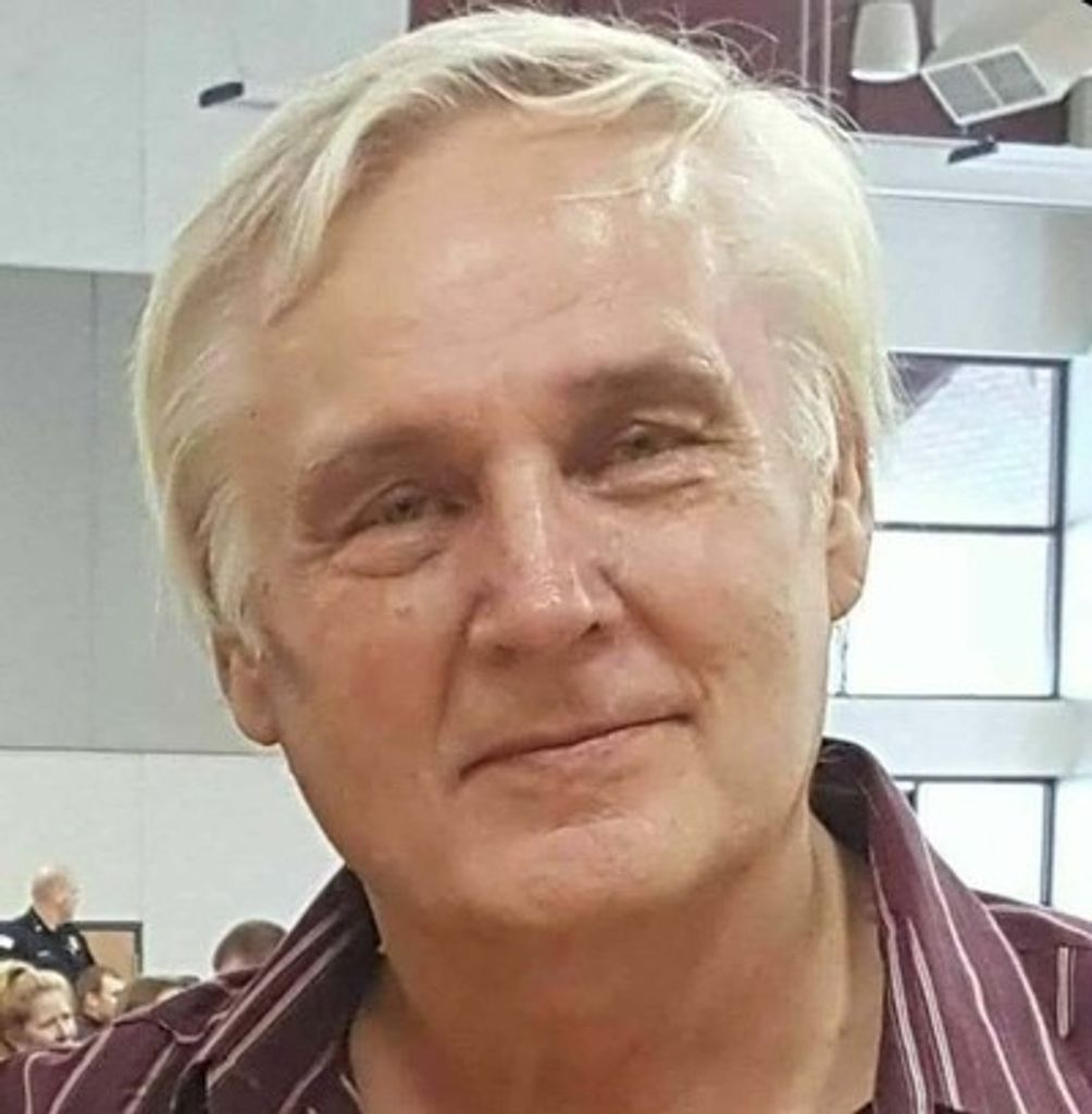 Peter Warren, Jr. Profile Photo