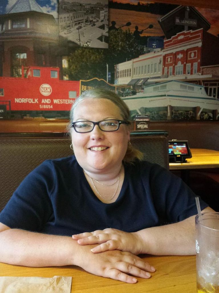 Amanda Jones Profile Photo