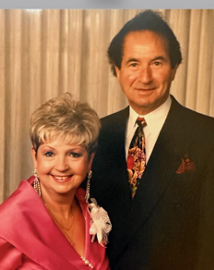 Monique T. (Gelli)  Dechiara