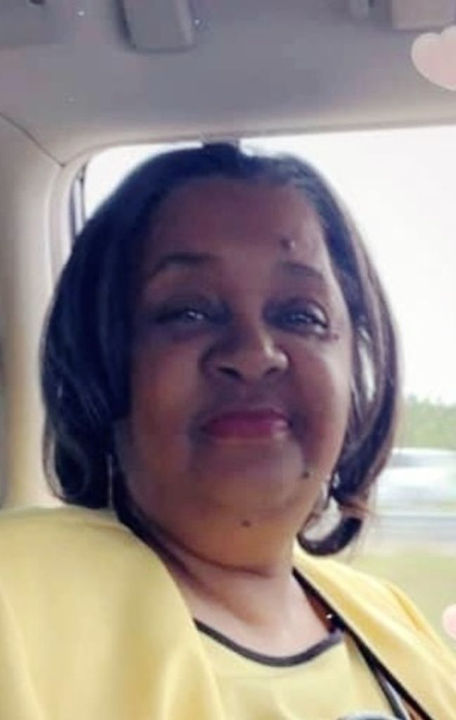 Ms. Onzlo Robinson Profile Photo