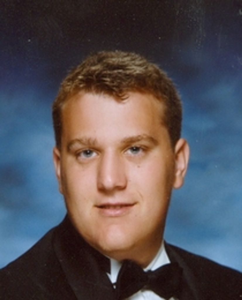 Christopher Peterson Profile Photo