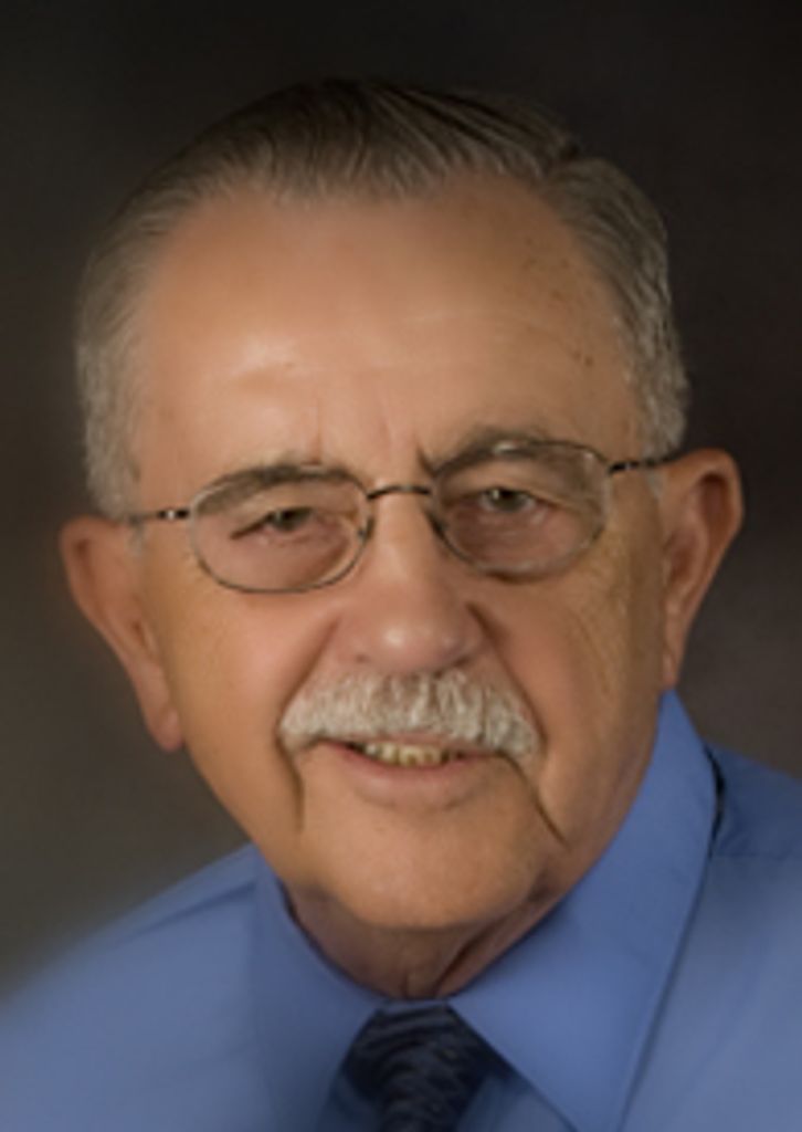 Earl R. Crim