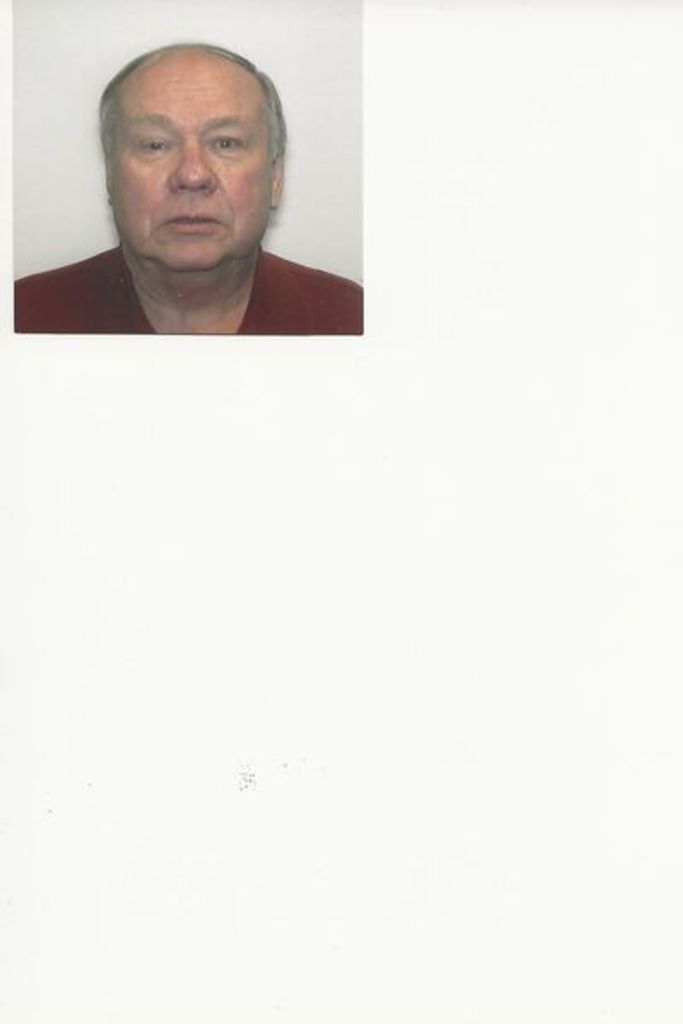Thomas Paul Holecek Profile Photo