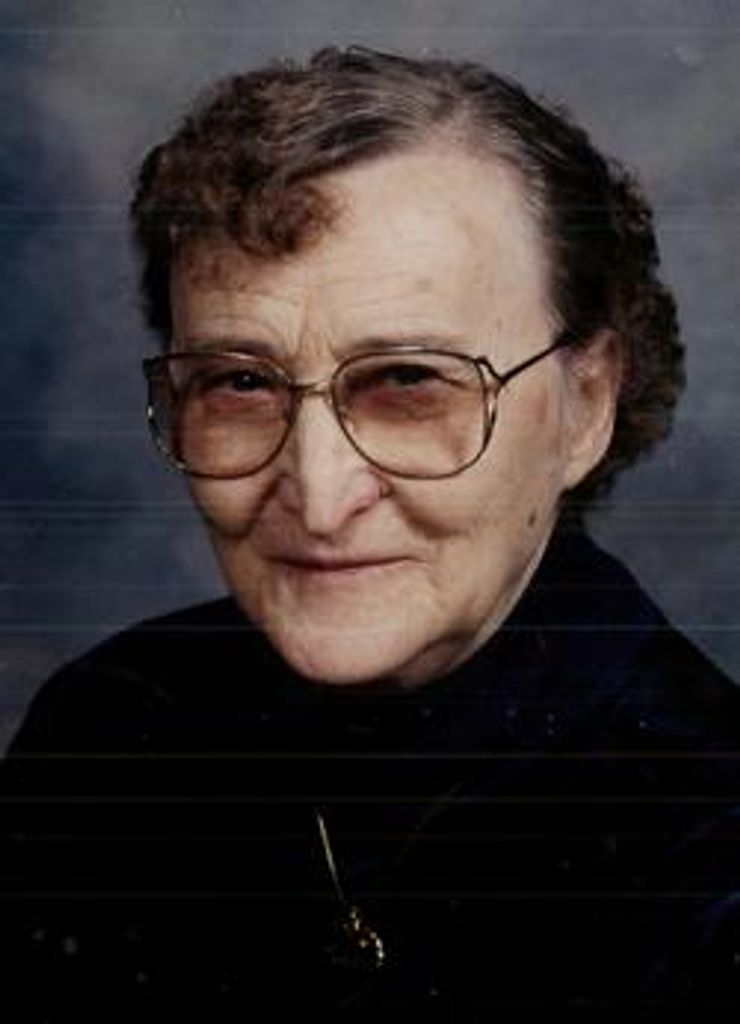 Helen R Roth