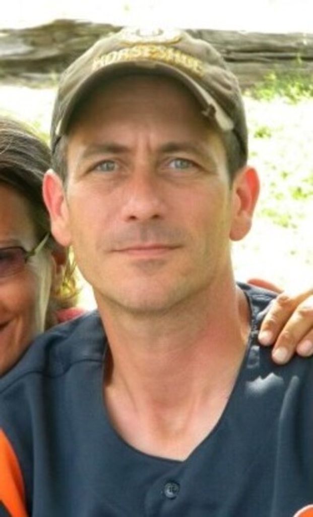 Chris Louviere Profile Photo