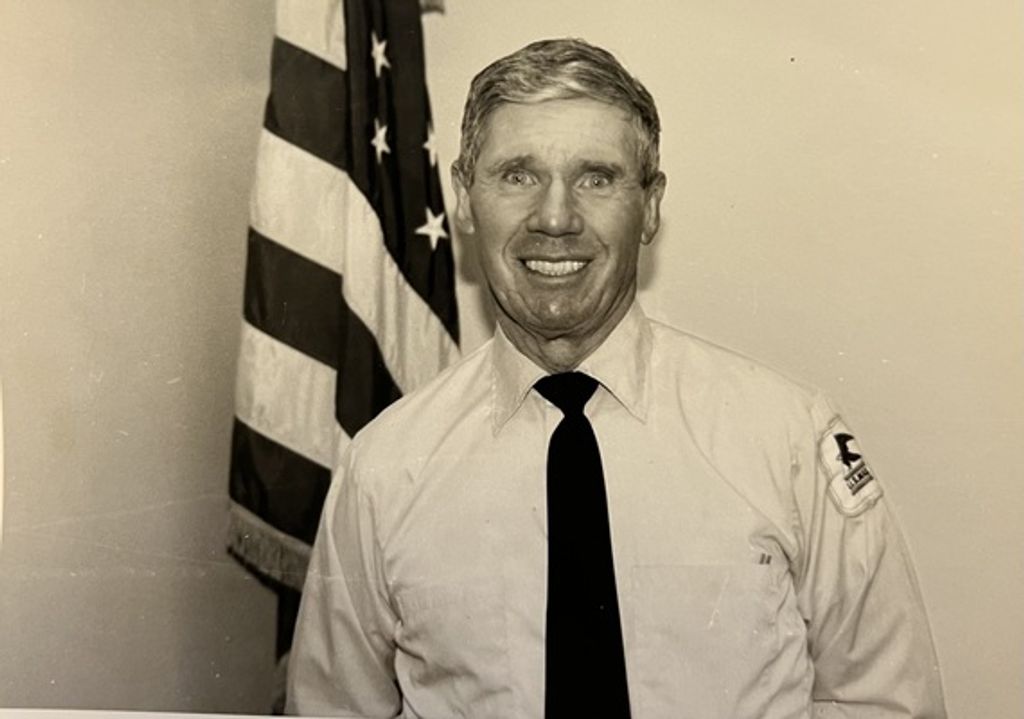 Paul Oliver Hale Profile Photo