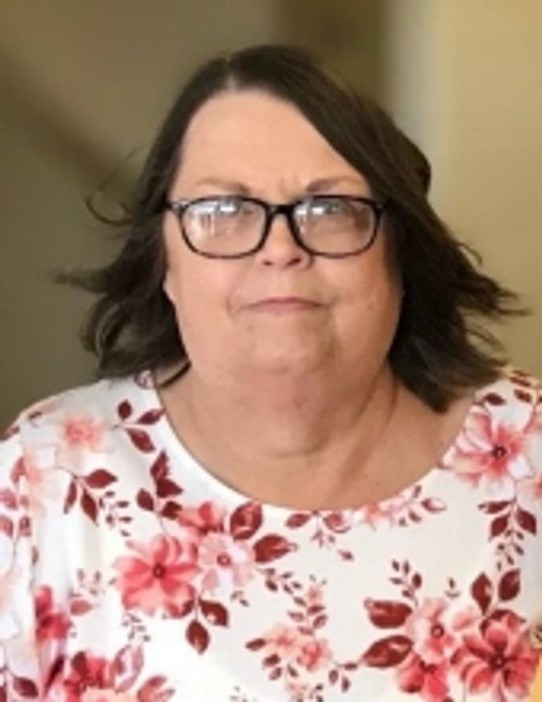 Linda Lou Campton Profile Photo