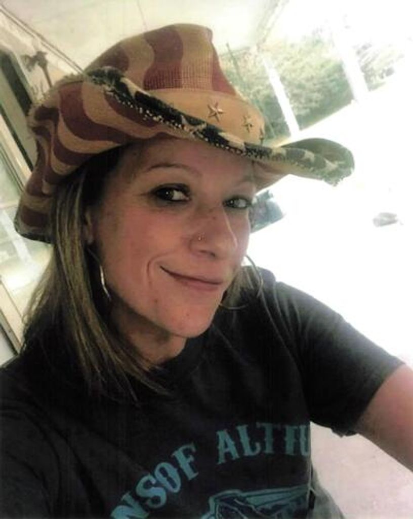 Sarah Leann Kent Profile Photo