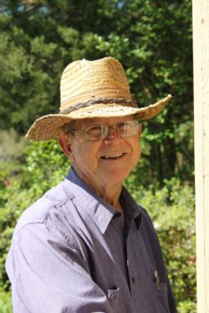 Hilman Holifield Profile Photo