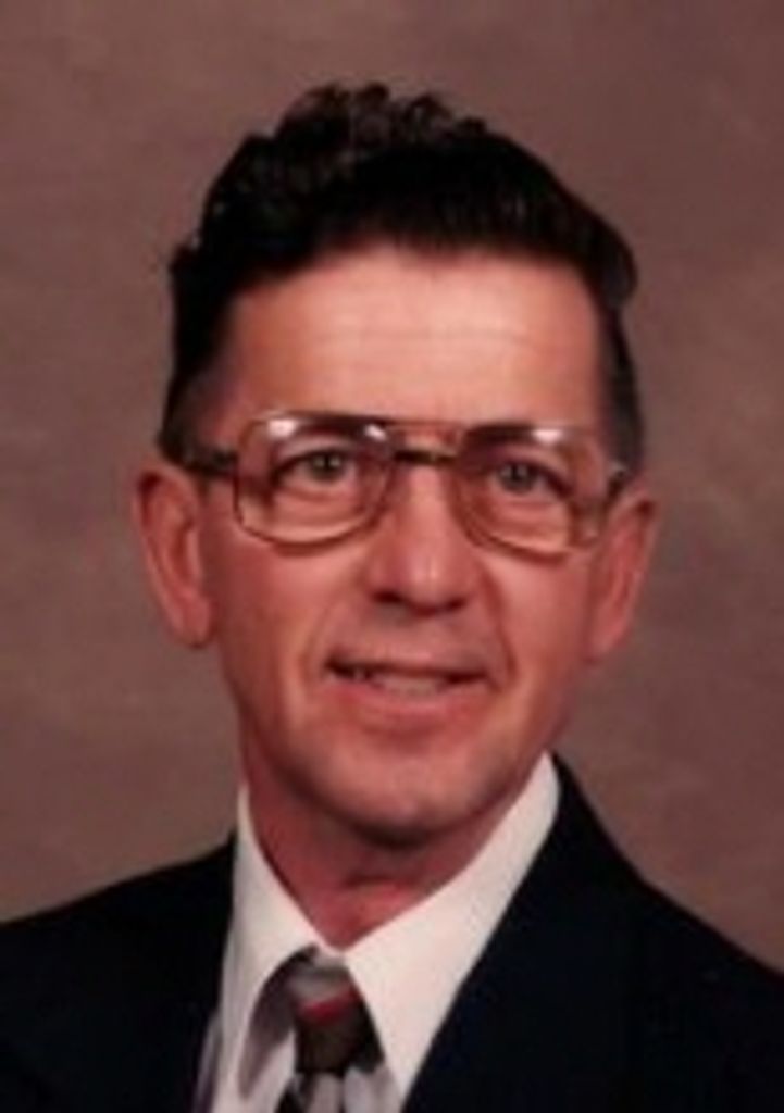 William  "Dale" Muff