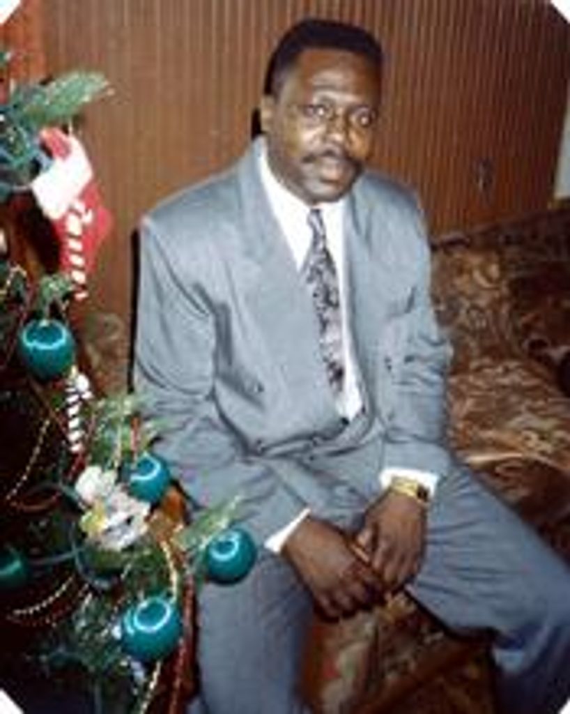 Raymond Van Smith Profile Photo