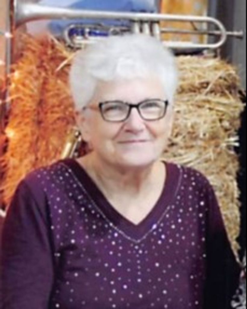 Floretta "Flo" Mae Lloyd