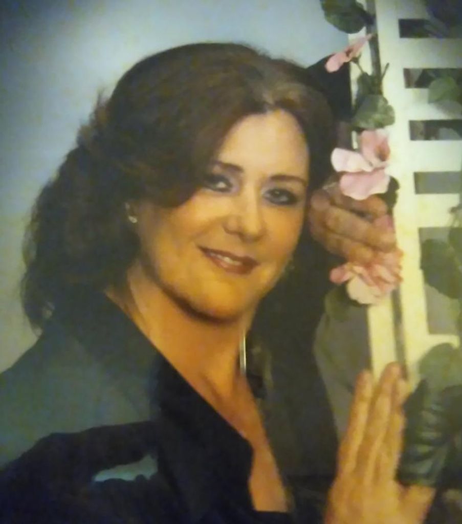 Lisa Chappell Bazar Profile Photo