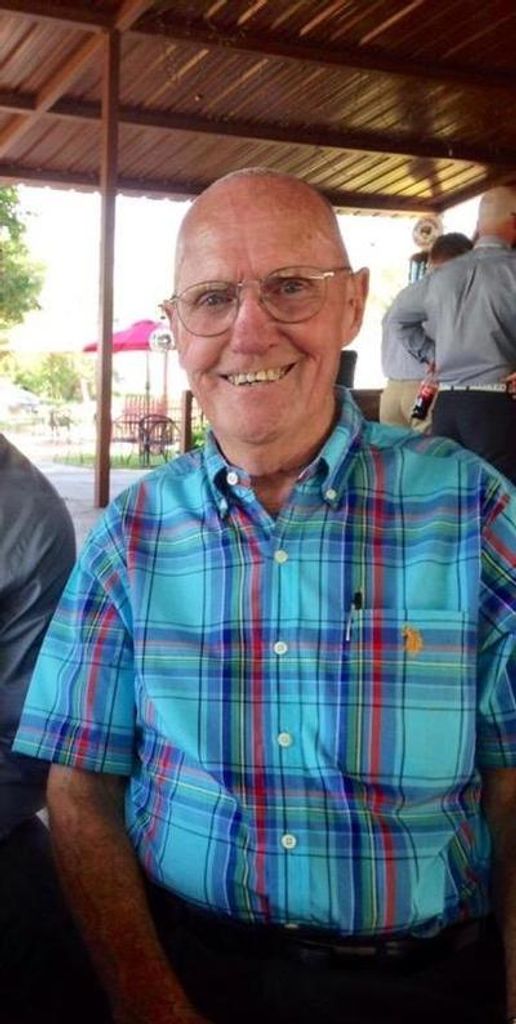 Tex Lee Edwards Profile Photo