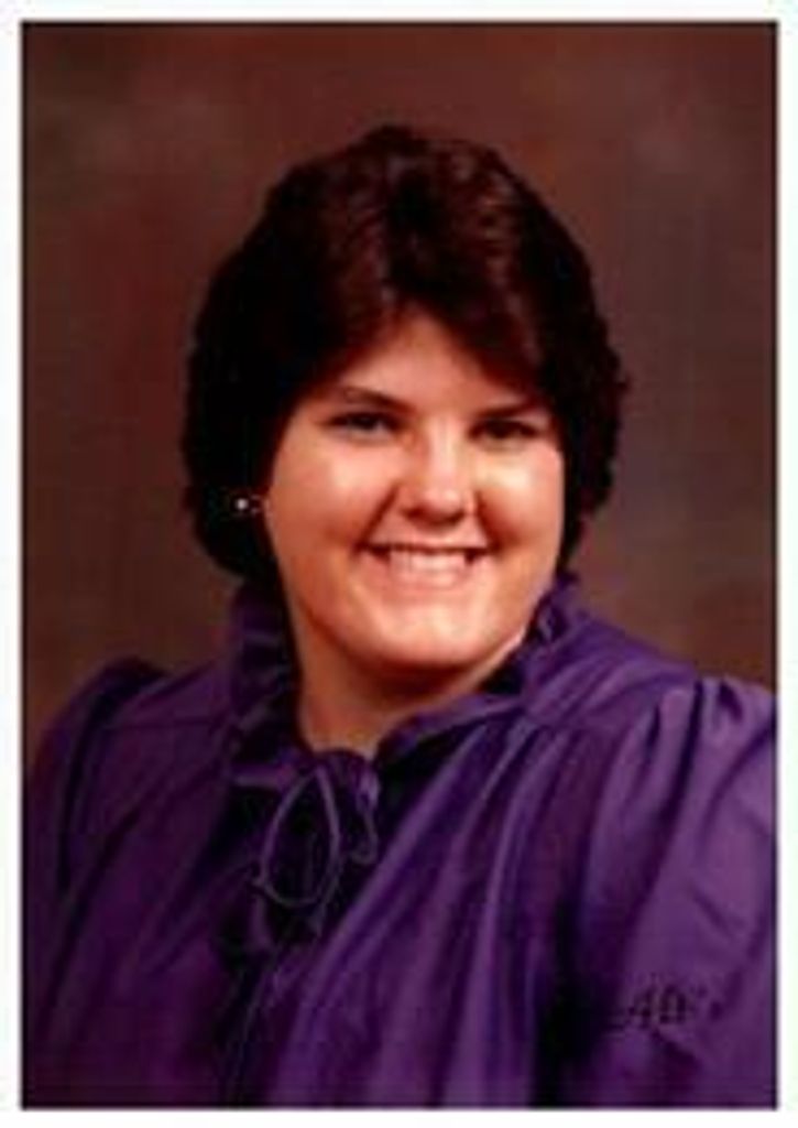 Julia L. Moll Profile Photo