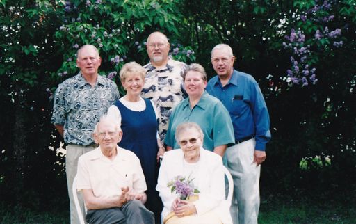 Linda Kay Davis photo gallery thumbnail 37 of 45