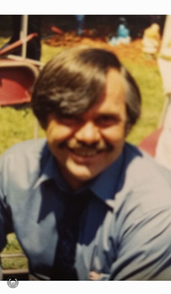 Dennis R. (Denny)  Seaman