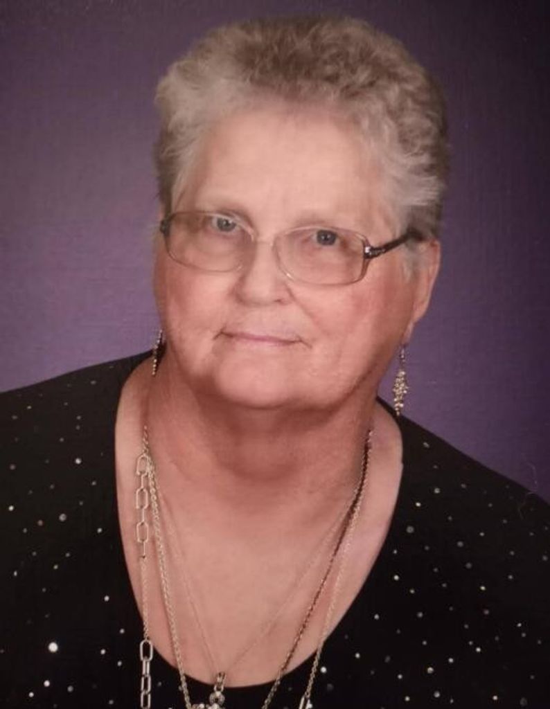 Lydia (Hinkle)  Gray