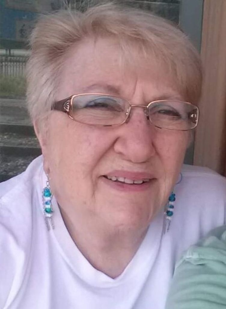 Catherine Devaux Profile Photo