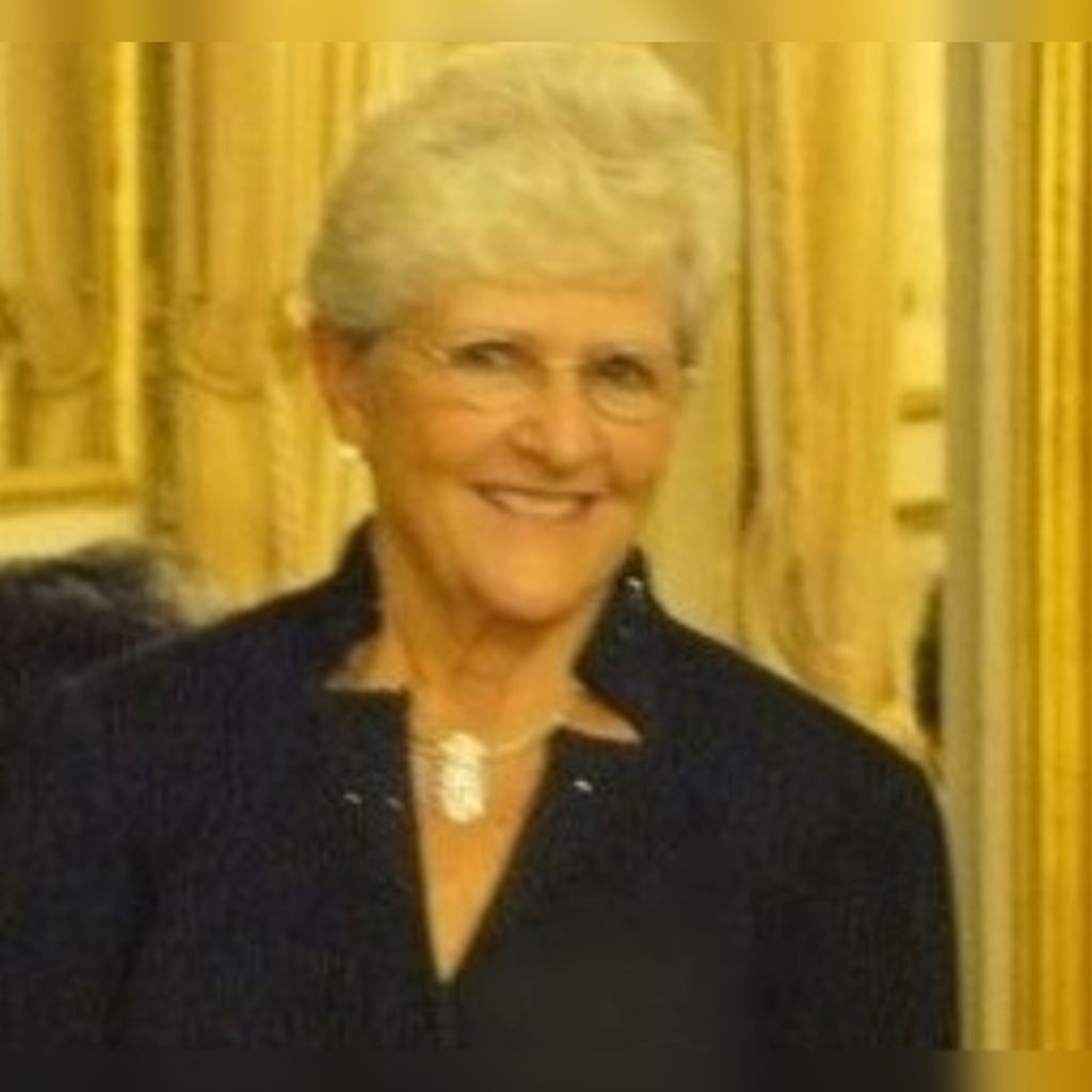 Mrs. Jane Thompson Davidson