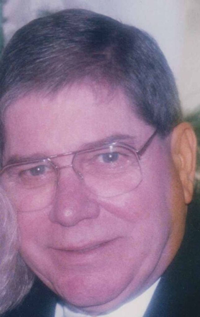 Robert E. Zaloudek Profile Photo