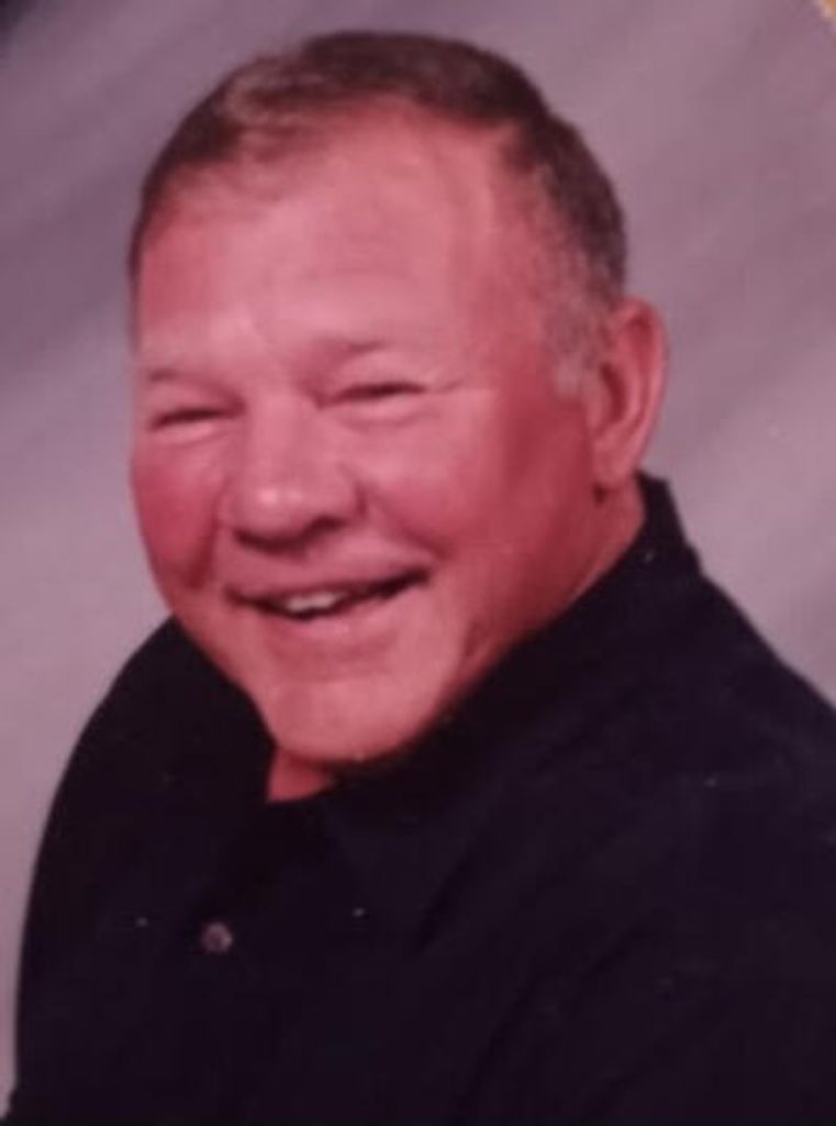 Wayne "Buck" Simmons Profile Photo