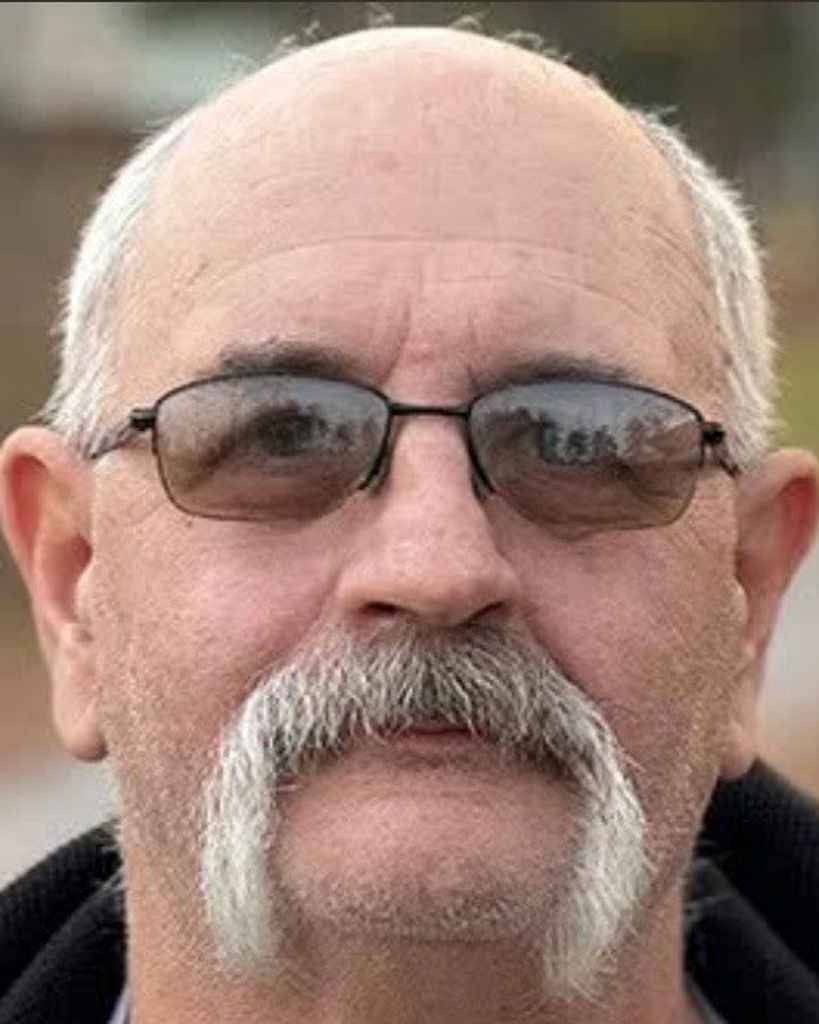 Andrew James Mahalchick Profile Photo