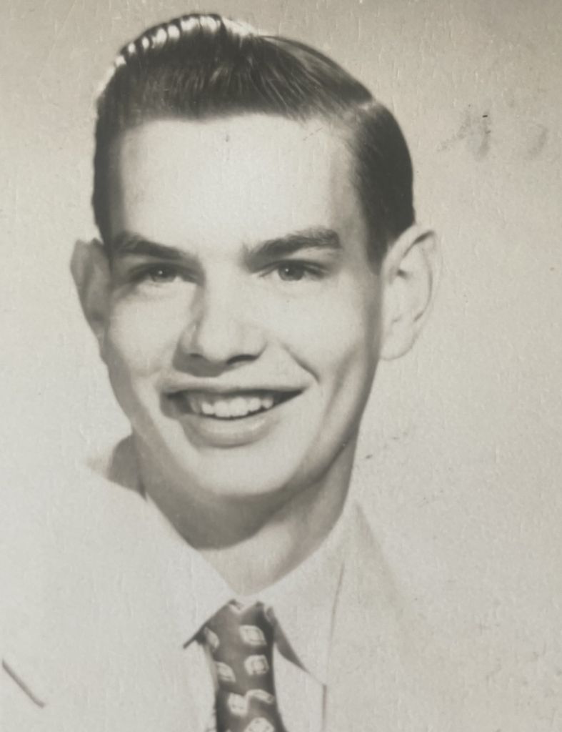 Thomas Dolphin Hazlett Profile Photo