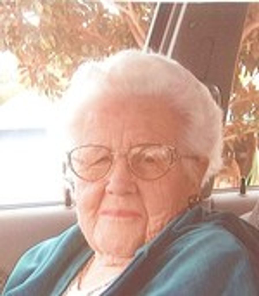 Evelyn Geneieve "Gene" Holmdahl