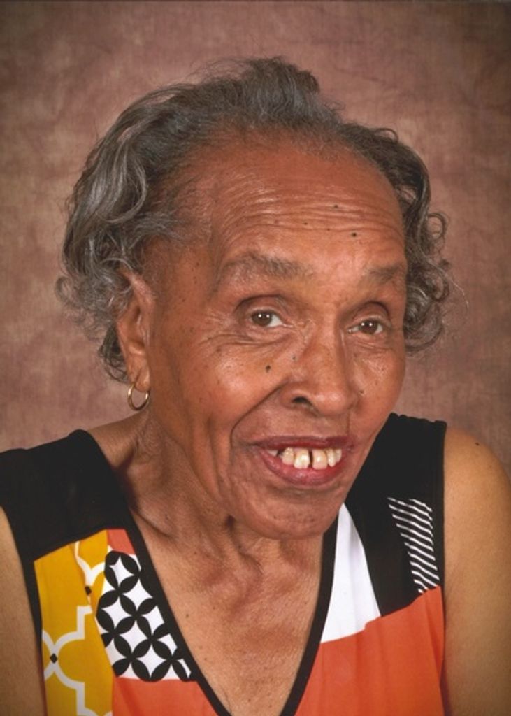 Nenzerine Manns Lewis