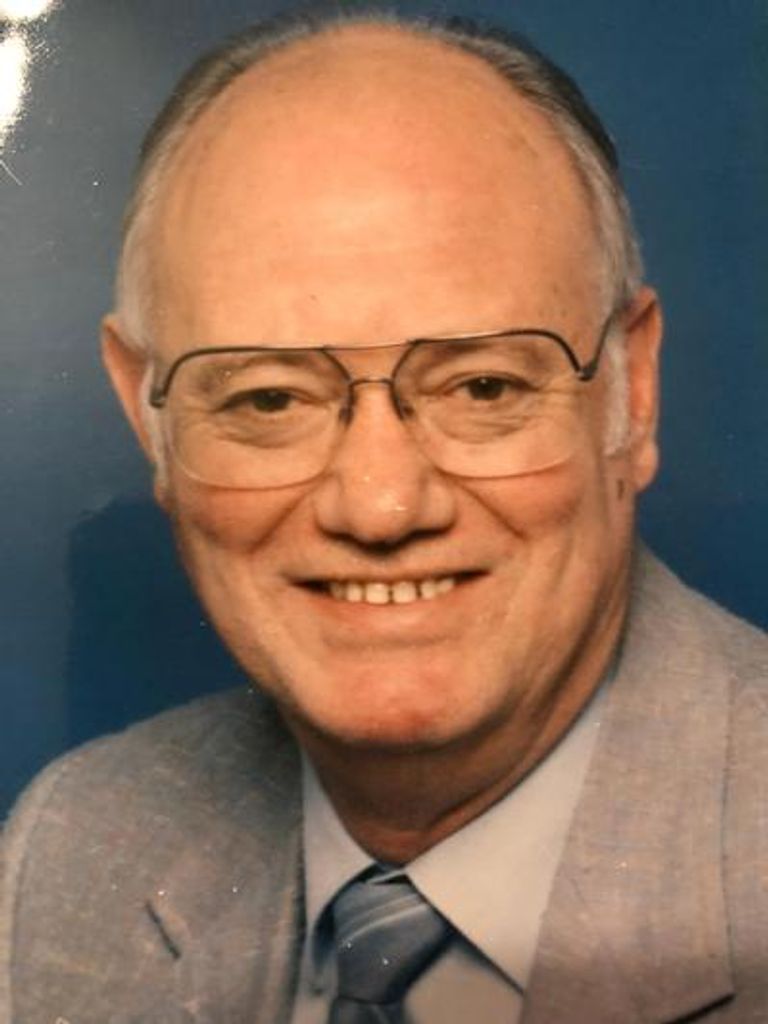 Wilbur "Mickey" M. Degolyer Profile Photo