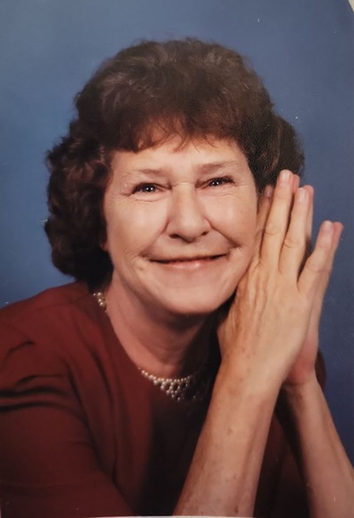 Eva Walls Profile Photo