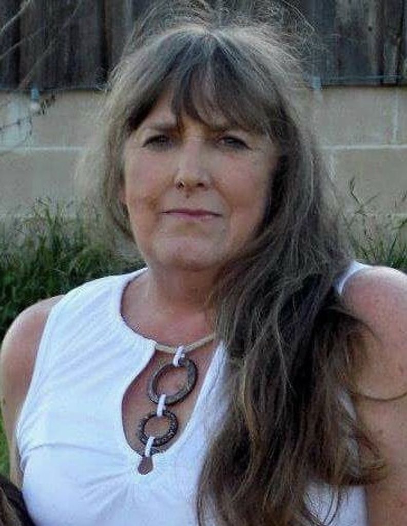 Claudia (Spradlin)  Bell