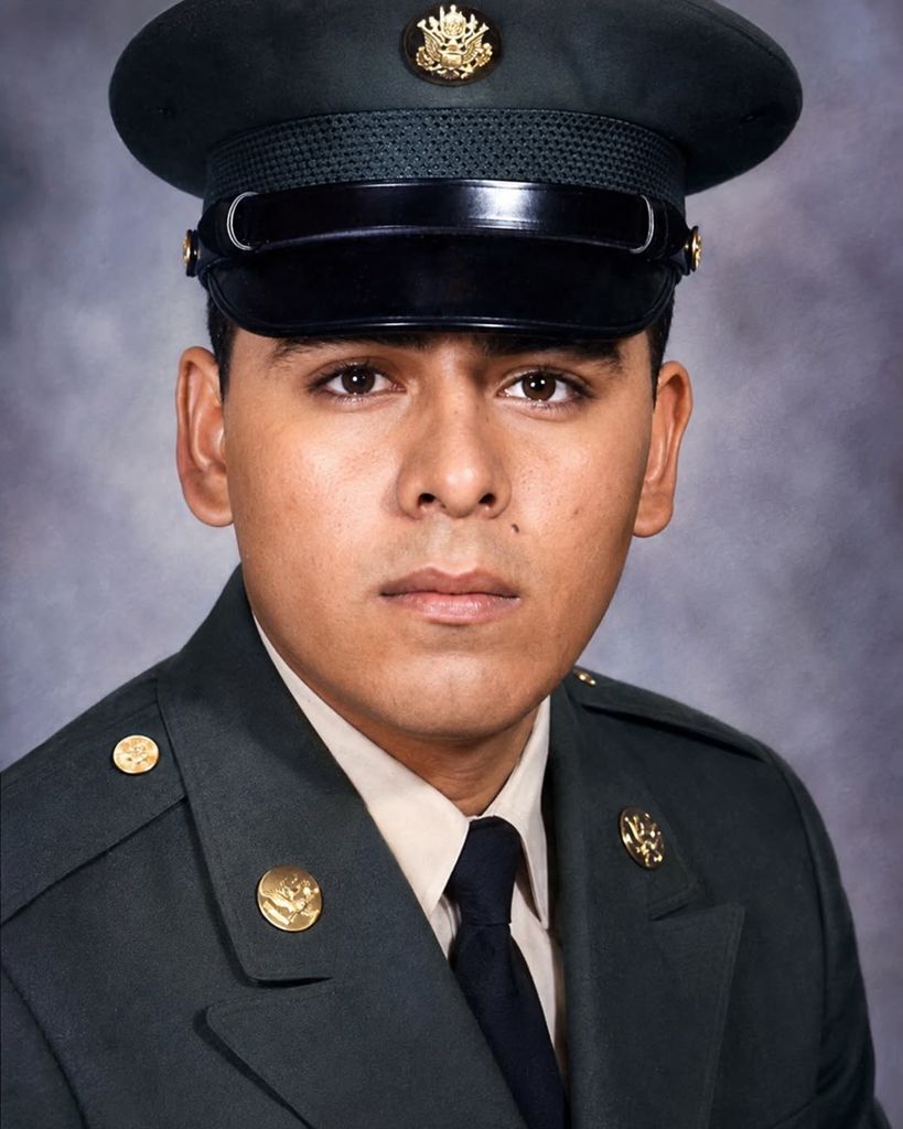 Javier Reyna Profile Photo