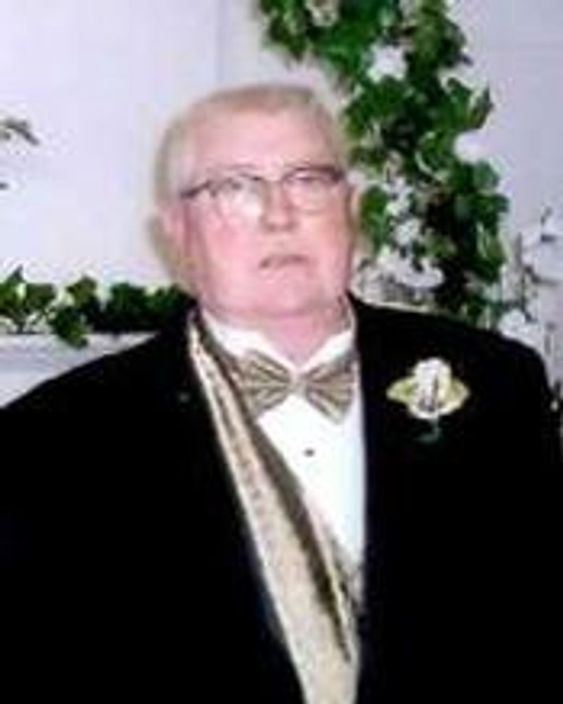 Lucian Segraves