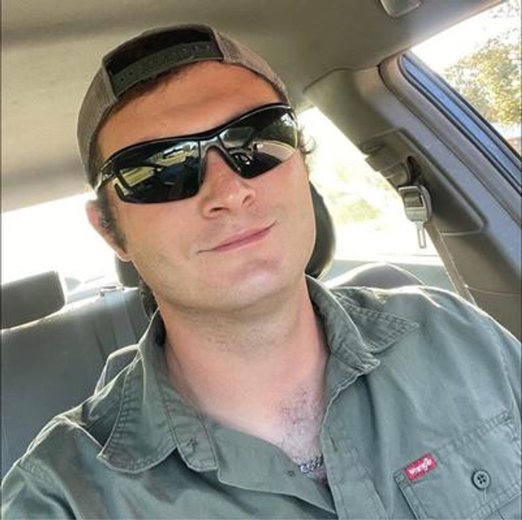 Quinton Jessie Bell Profile Photo