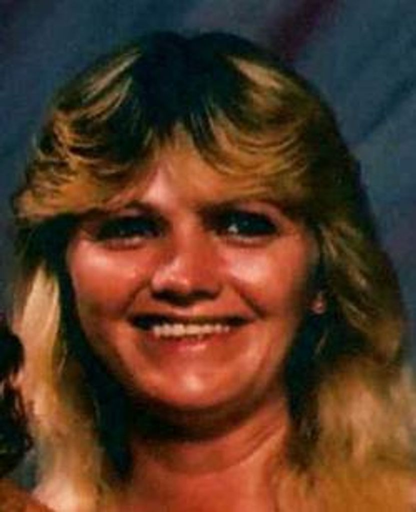 Lorraine Armstrong Profile Photo