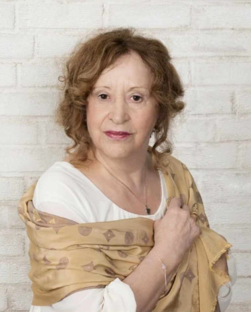 Anasha Lecomte
