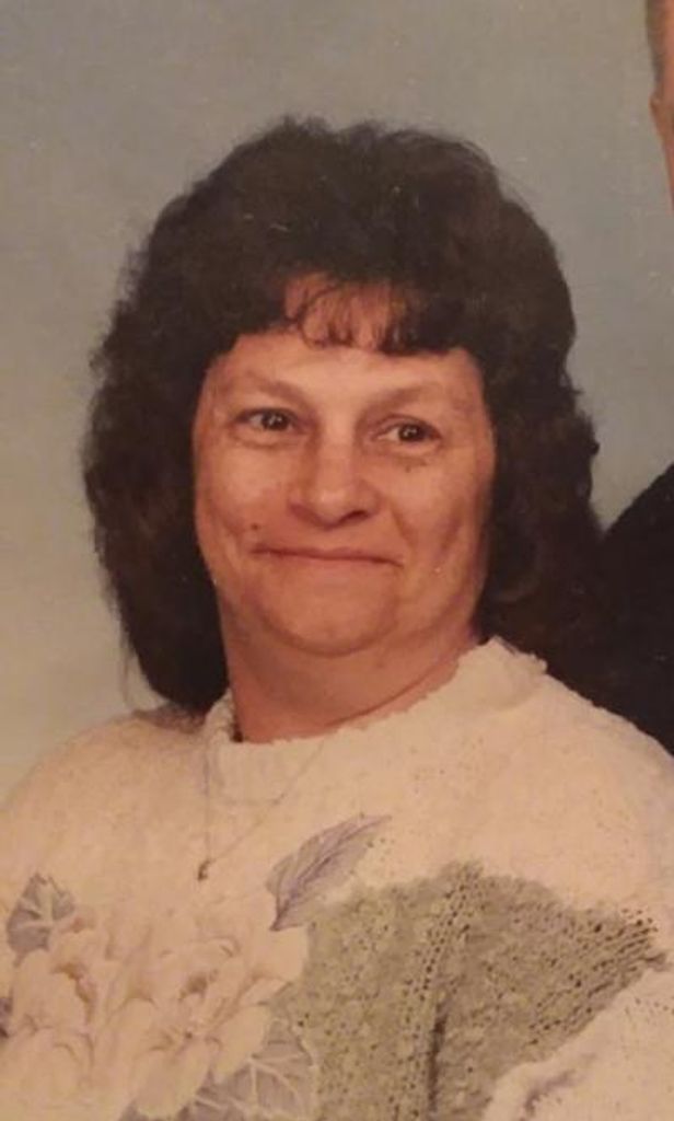 Elizabeth Betty Lou Hampton Profile Photo