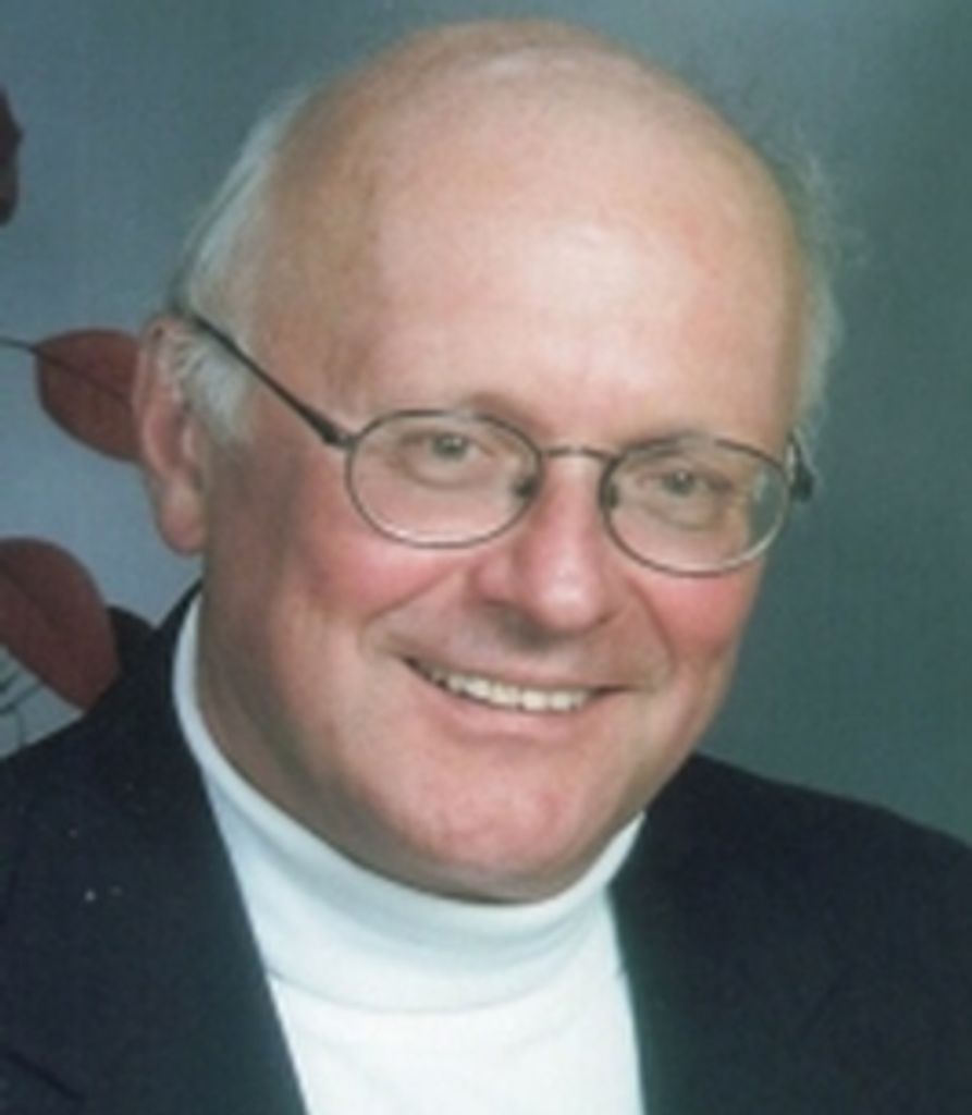 Robert Lafond Profile Photo